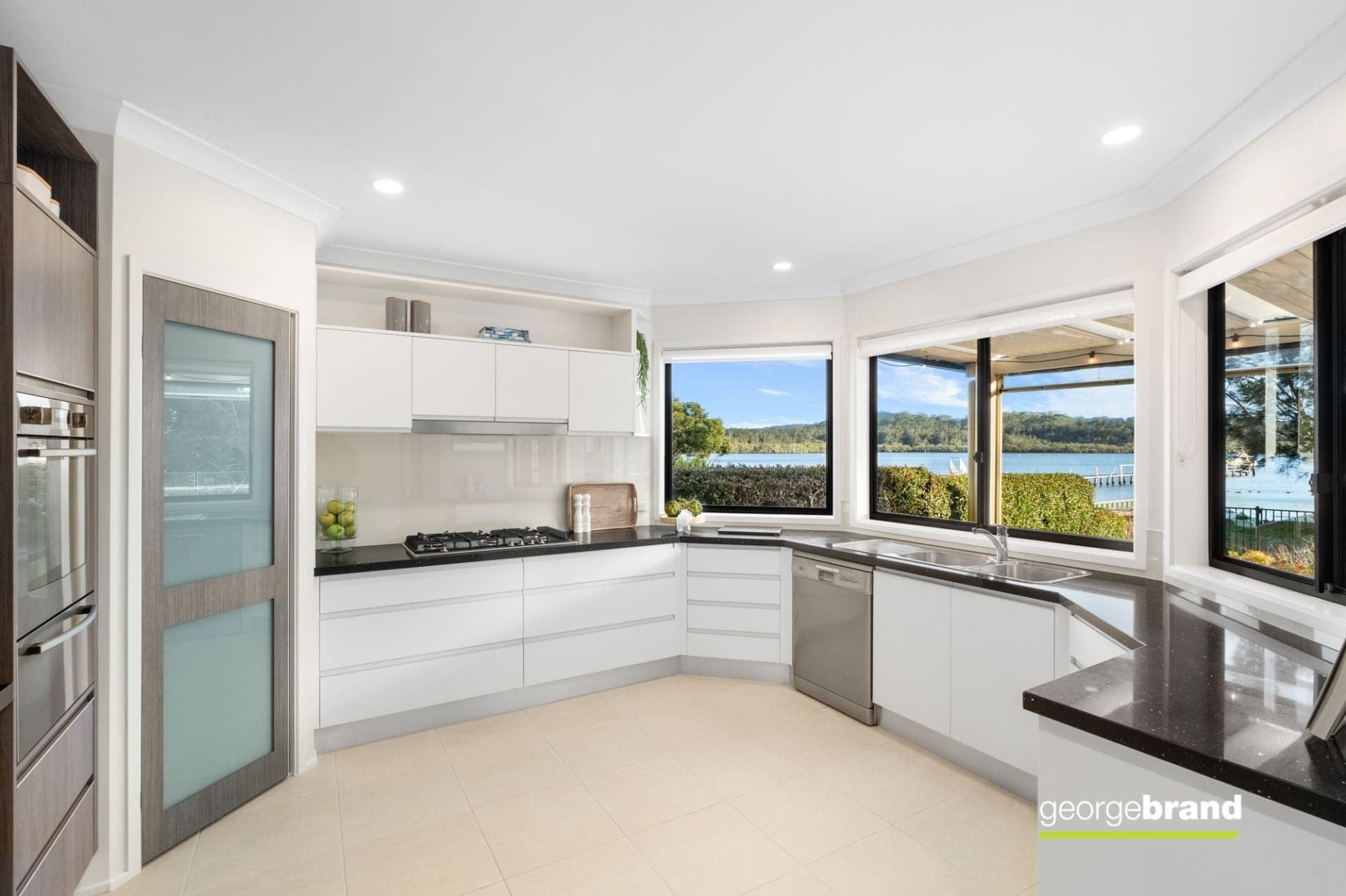 10 Karuah Avenue Kincumber NSW, Kincumber - Thumbnail 8