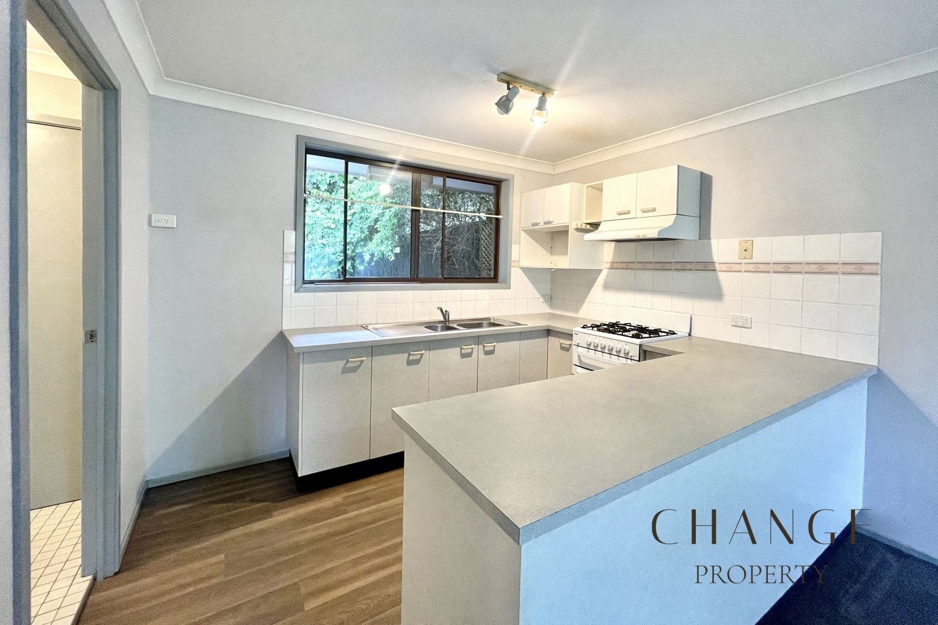 33/65 Davies Street Kincumber NSW, Kincumber - Image 1