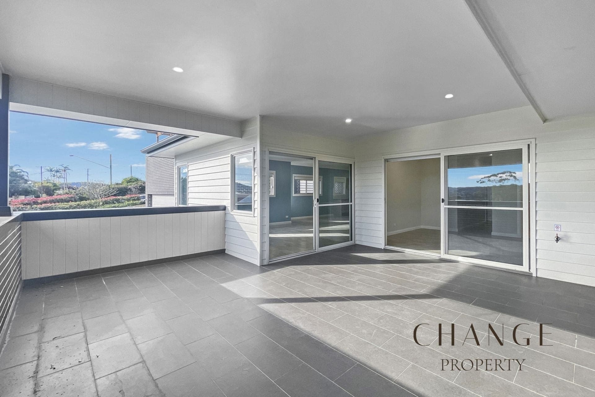 240B Avoca Drive Green Point NSW, Green Point - Thumbnail 4