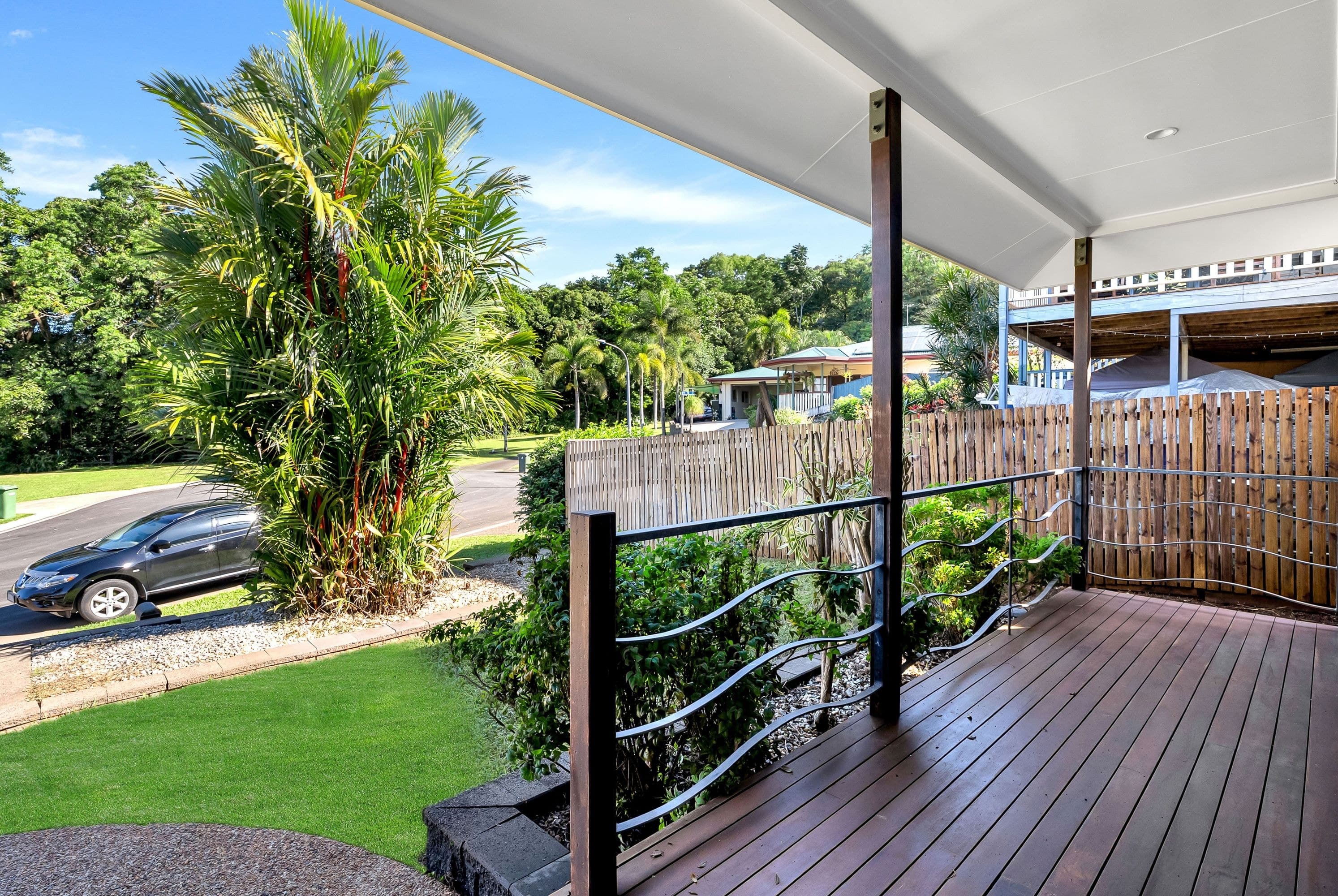 14 Hazelwood Close, Mount Sheridan - Thumbnail 3