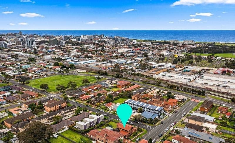 10 Heaslip Street, Coniston NSW, Coniston - Thumbnail 2