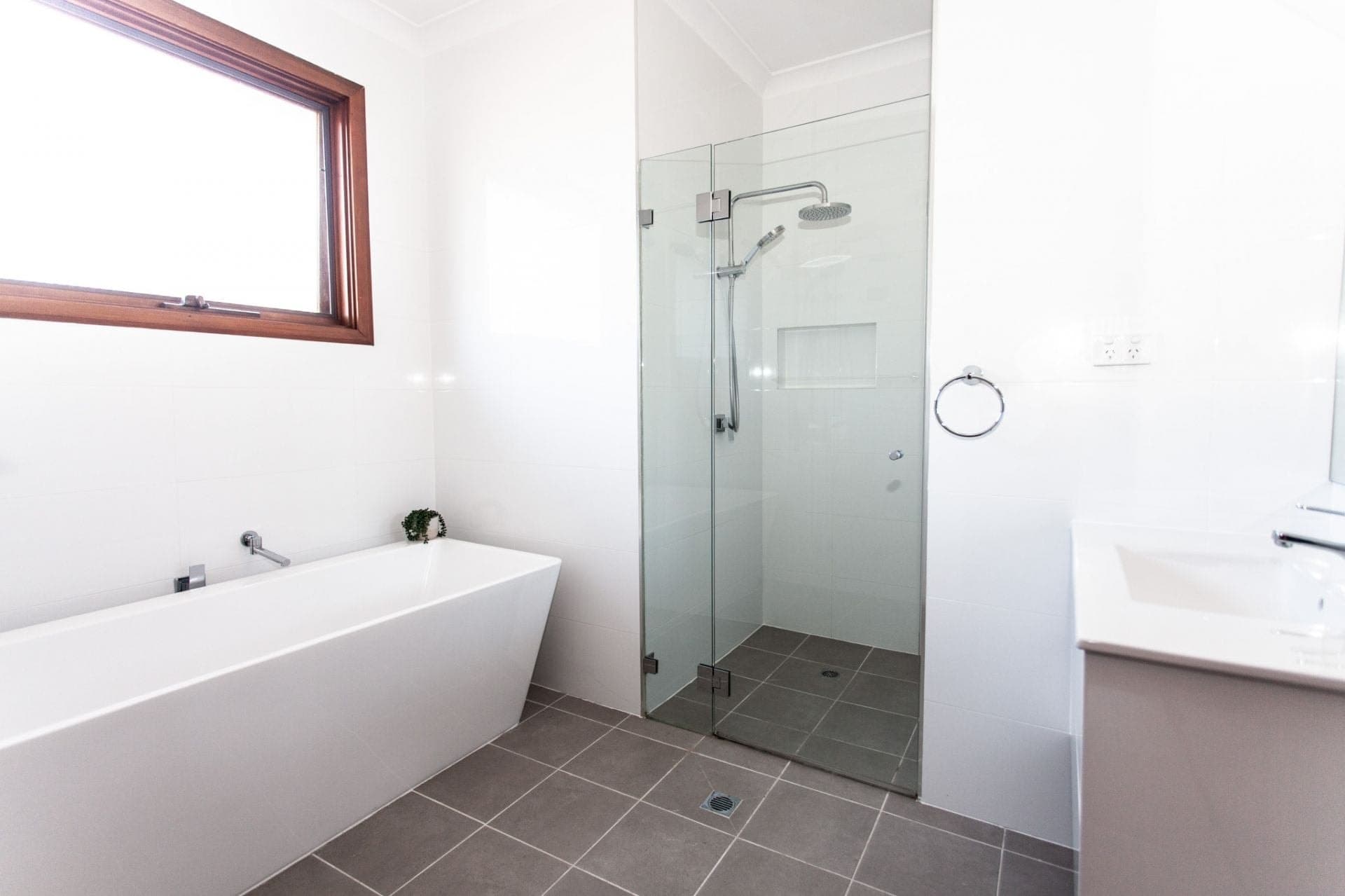 10 Heaslip Street, Coniston NSW, Coniston - Thumbnail 7