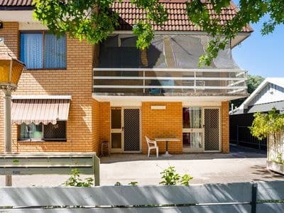 2 / 525 Cowper Street, ALBURY, Albury - Image 1