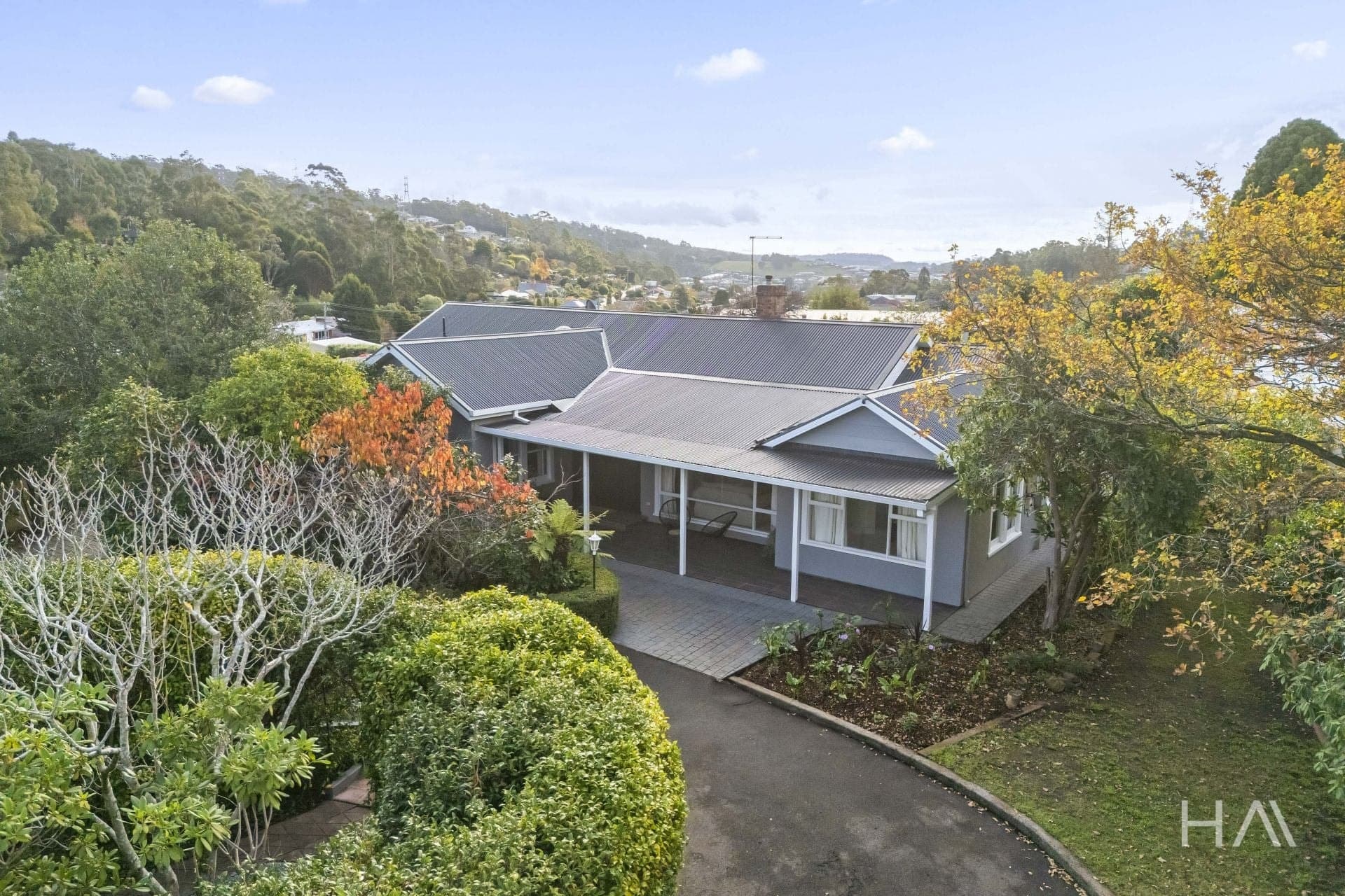 28 Veulalee Avenue Trevallyn, Trevallyn - Thumbnail 2