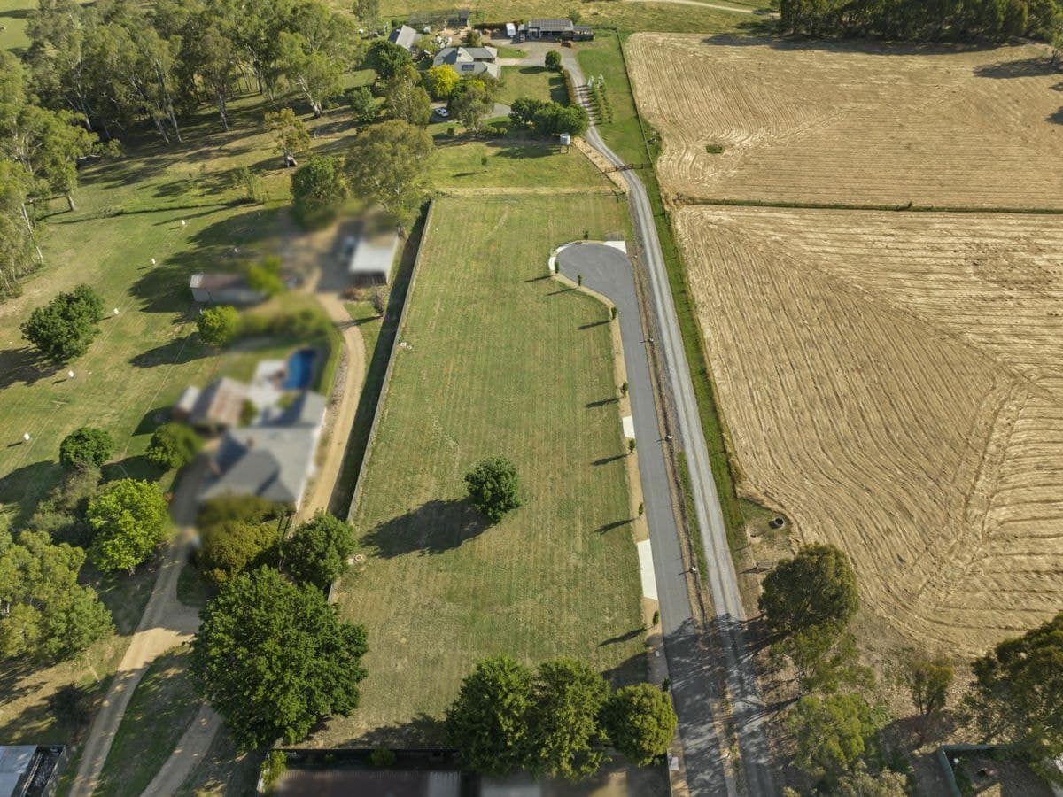 1 Cockatoo Court, MANSFIELD, Mansfield - Thumbnail 2