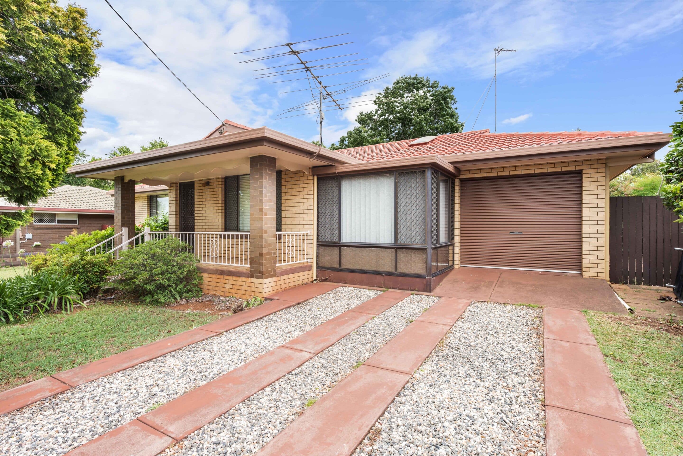 193 Ramsay St, CENTENARY HEIGHTS, QLD 4350, Centenary Heights - Image 1