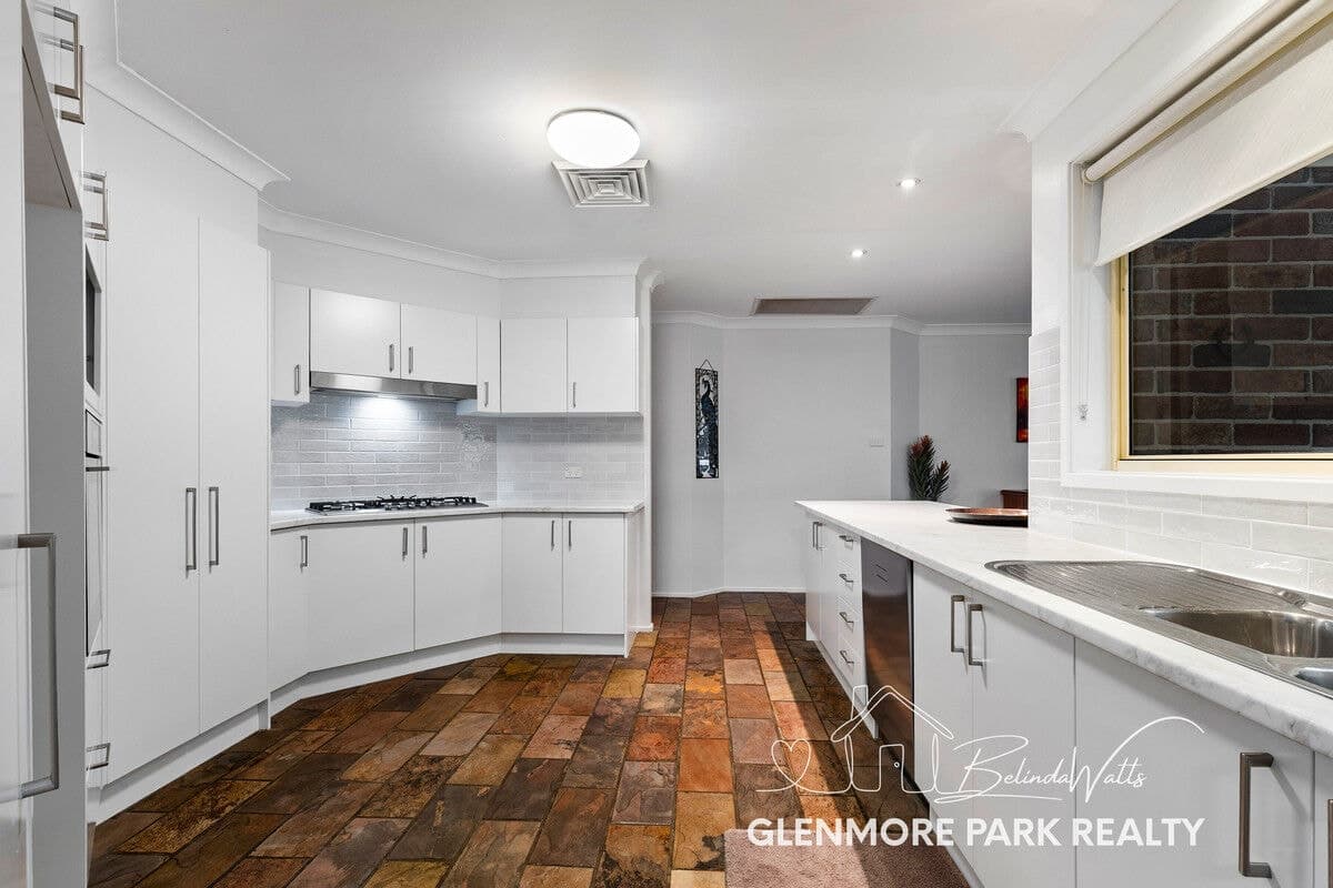 17 Minnek Close, Glenmore Park NSW 2745, Glenmore Park - Thumbnail 4
