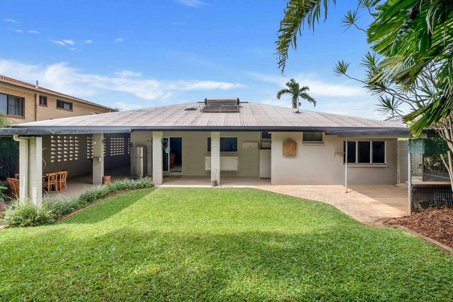 19 Fairview Street, Bayview Heights QLD, Bayview Heights - Thumbnail 8