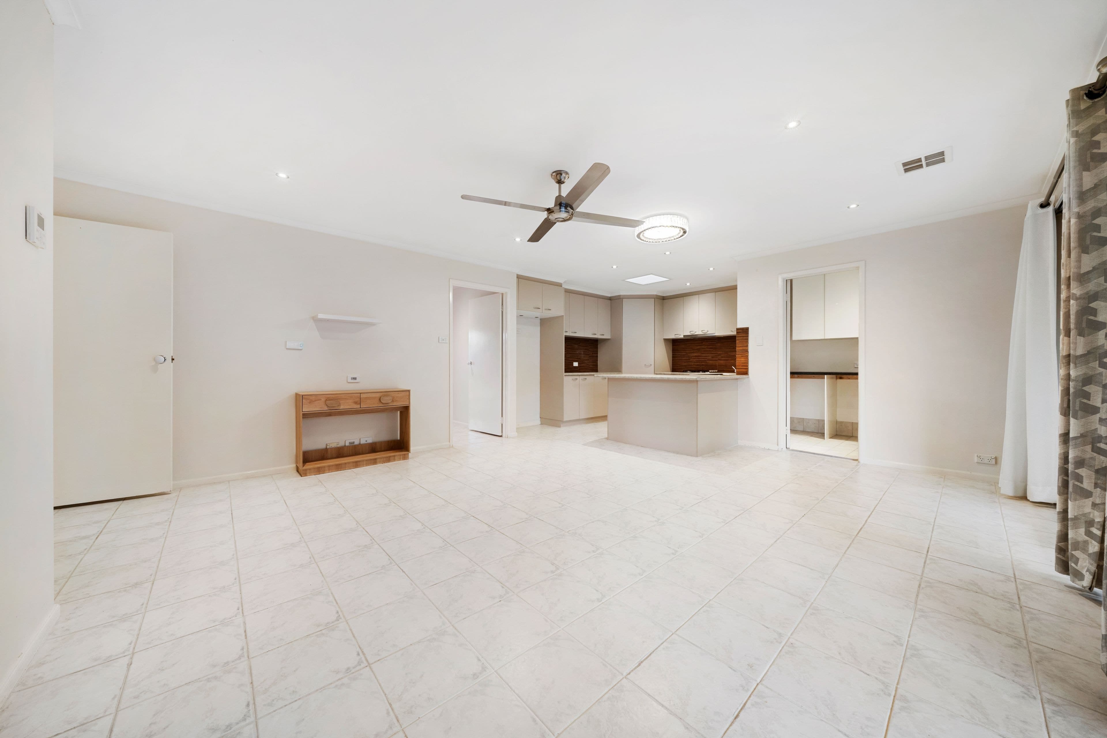 5/92 Casey Crescent, Calwell ACT 2905, Calwell - Thumbnail 5