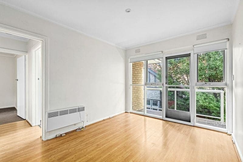 8/3 Avoca Avenue ELWOOD VIC, Elwood - Image 1