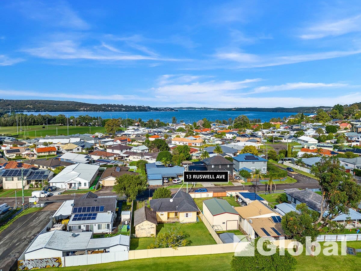 13 Ruswell Avenue, Warners Bay, Warners Bay - Thumbnail 2