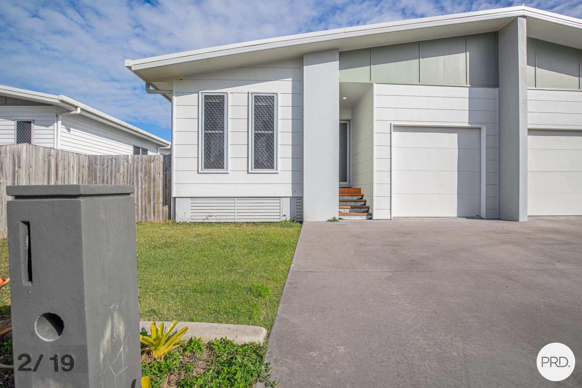 2/19 The Crescent, NORTH MACKAY QLD 4740, North Mackay - Image 1