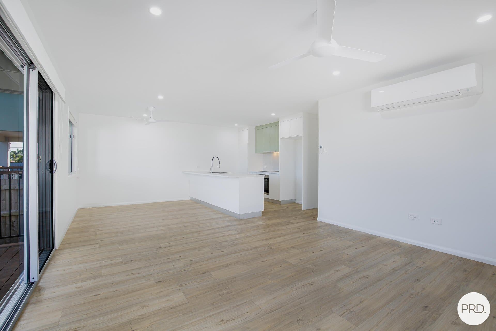 2/19 The Crescent, NORTH MACKAY QLD 4740, North Mackay - Thumbnail 8