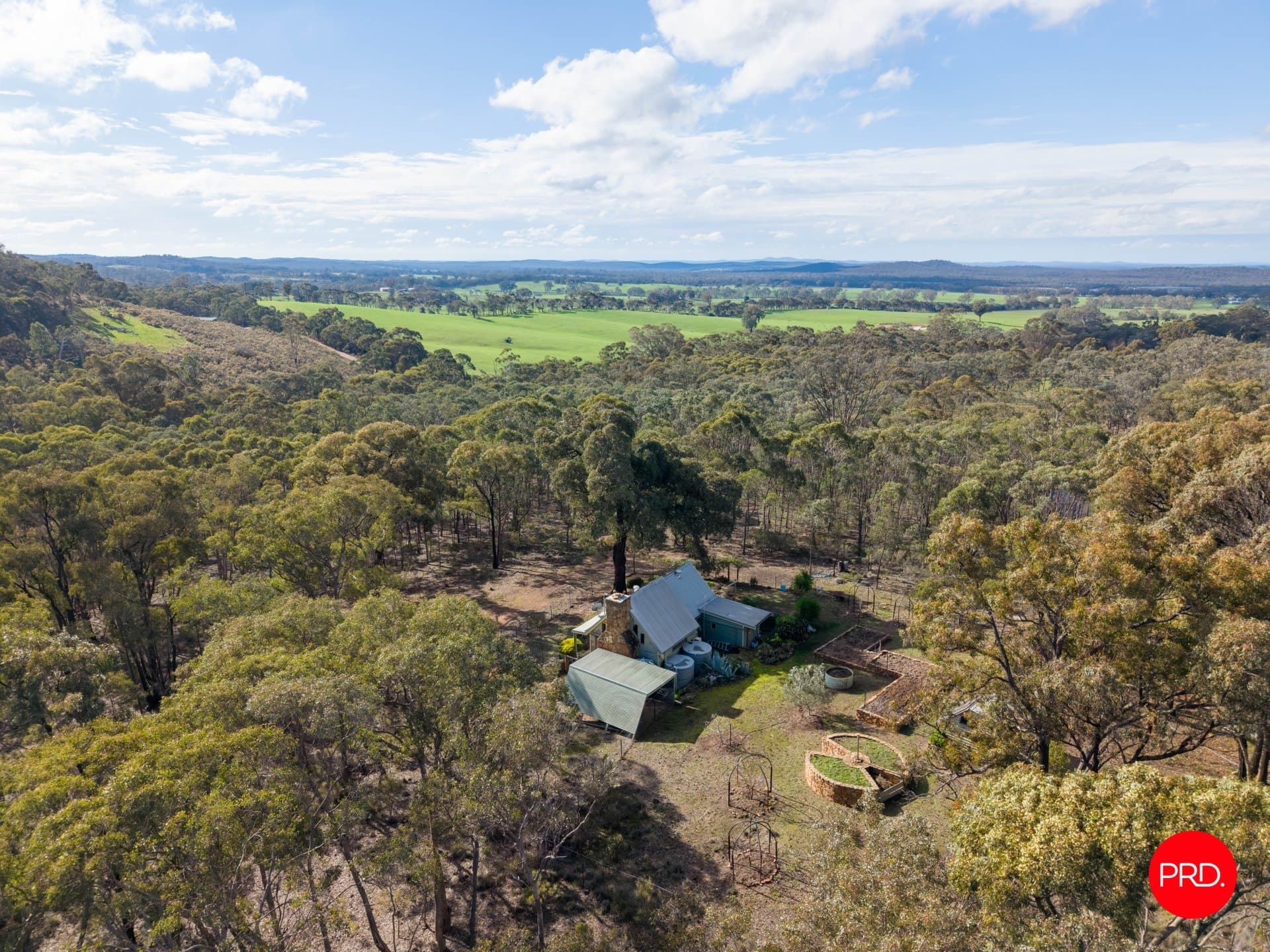 156 Bradleys Lane, HEATHCOTE VIC 3523, Heathcote - Thumbnail 2
