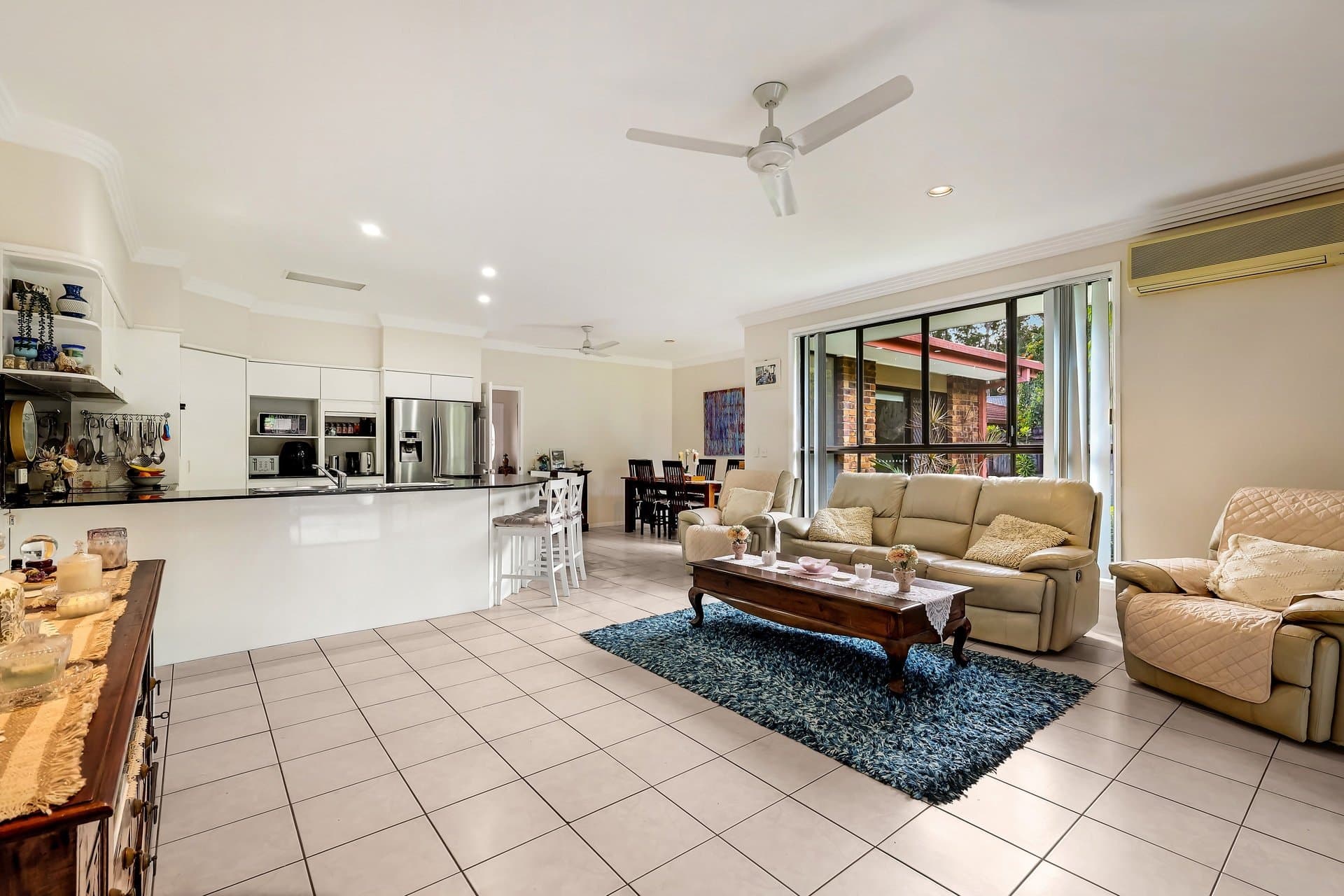 18 Watford Crescent, MOLENDINAR QLD 4214, Molendinar - Thumbnail 5