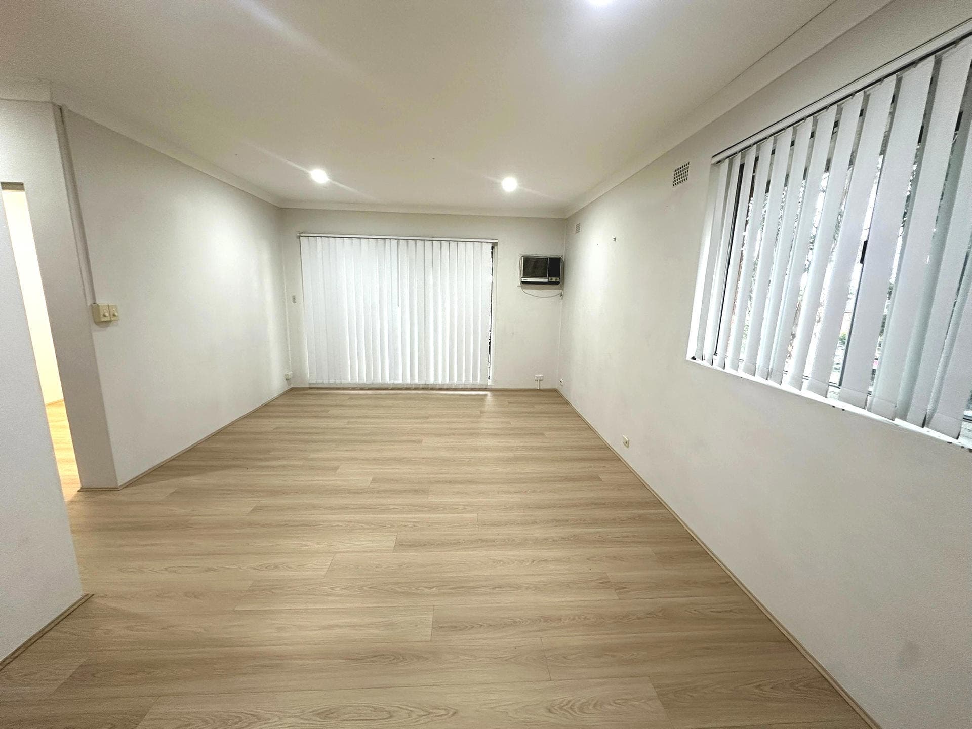 4/28 Myee Street, Merrylands, NSW, Merrylands - Thumbnail 4