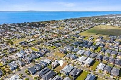 19 Monahan Drive St Leonards VIC, St Leonards - Thumbnail 2