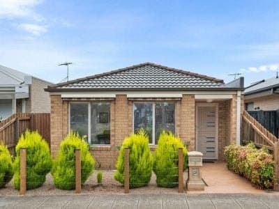 2 Seacrest Walk St Leonards VIC, St Leonards - Thumbnail 2