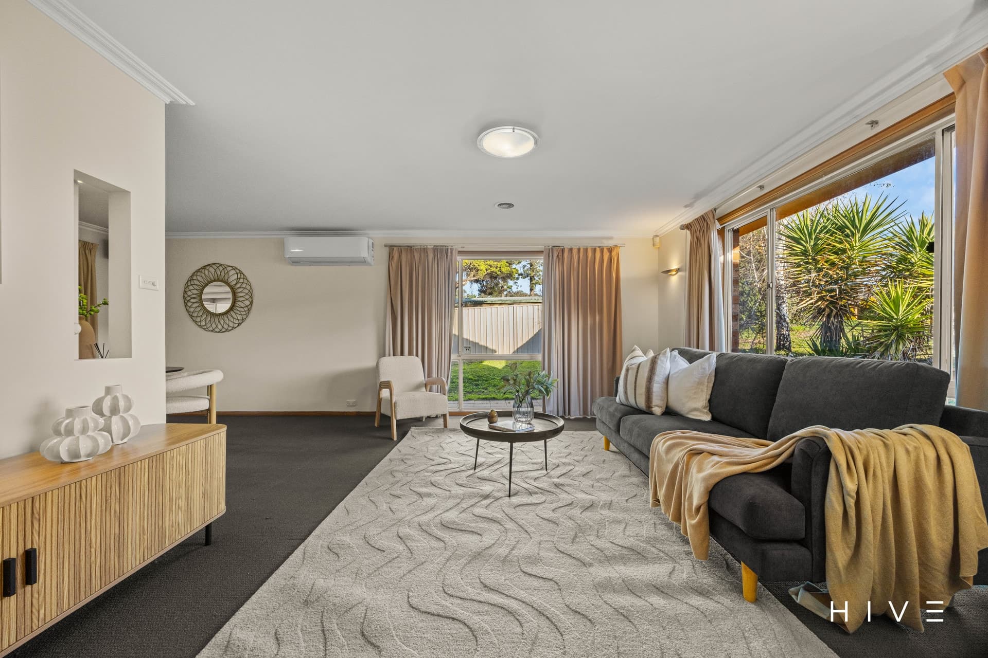 9 Firbank Close, Isabella Plains, Isabella Plains - Thumbnail 3