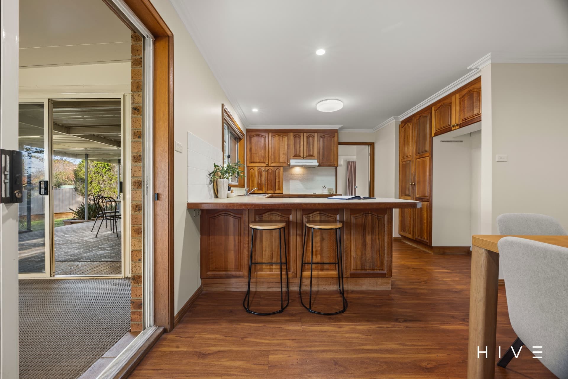 9 Firbank Close, Isabella Plains, Isabella Plains - Thumbnail 8