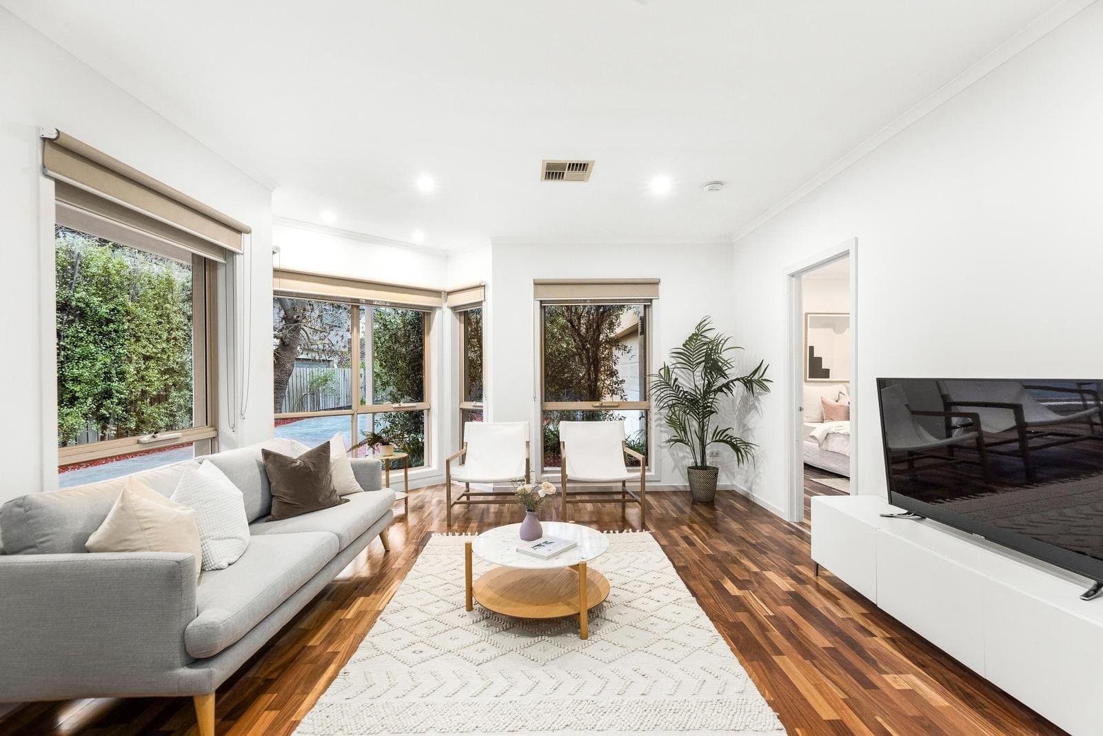 2/157 Porter Road, Heidelberg Heights VIC 3081, Heidelberg Heights - Thumbnail 3