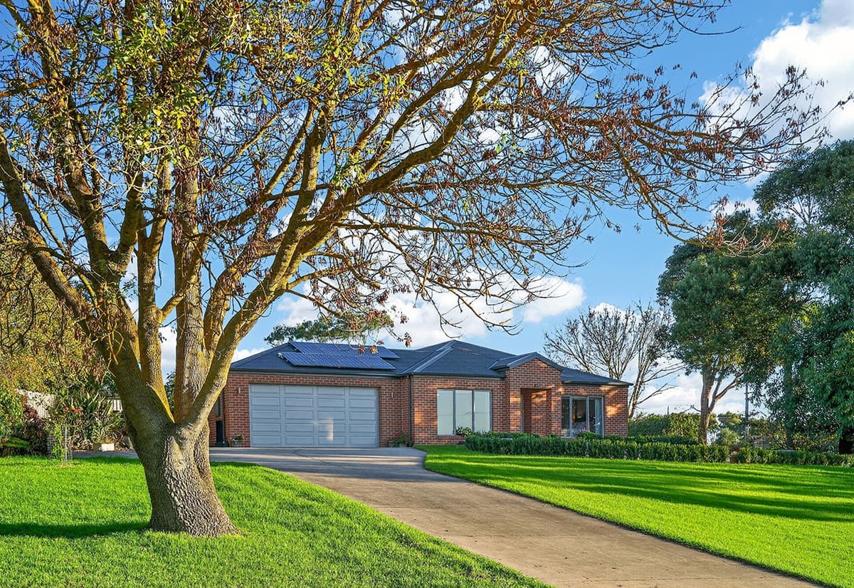 20 Albert Street, Woodford, VIC, Woodford - Image 1