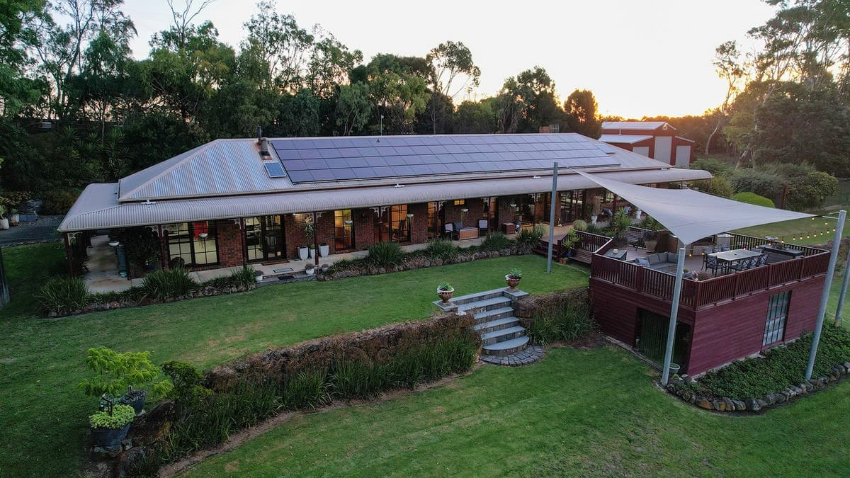 138 Bridge Road, Bushfield, VIC, Bushfield - Thumbnail 2