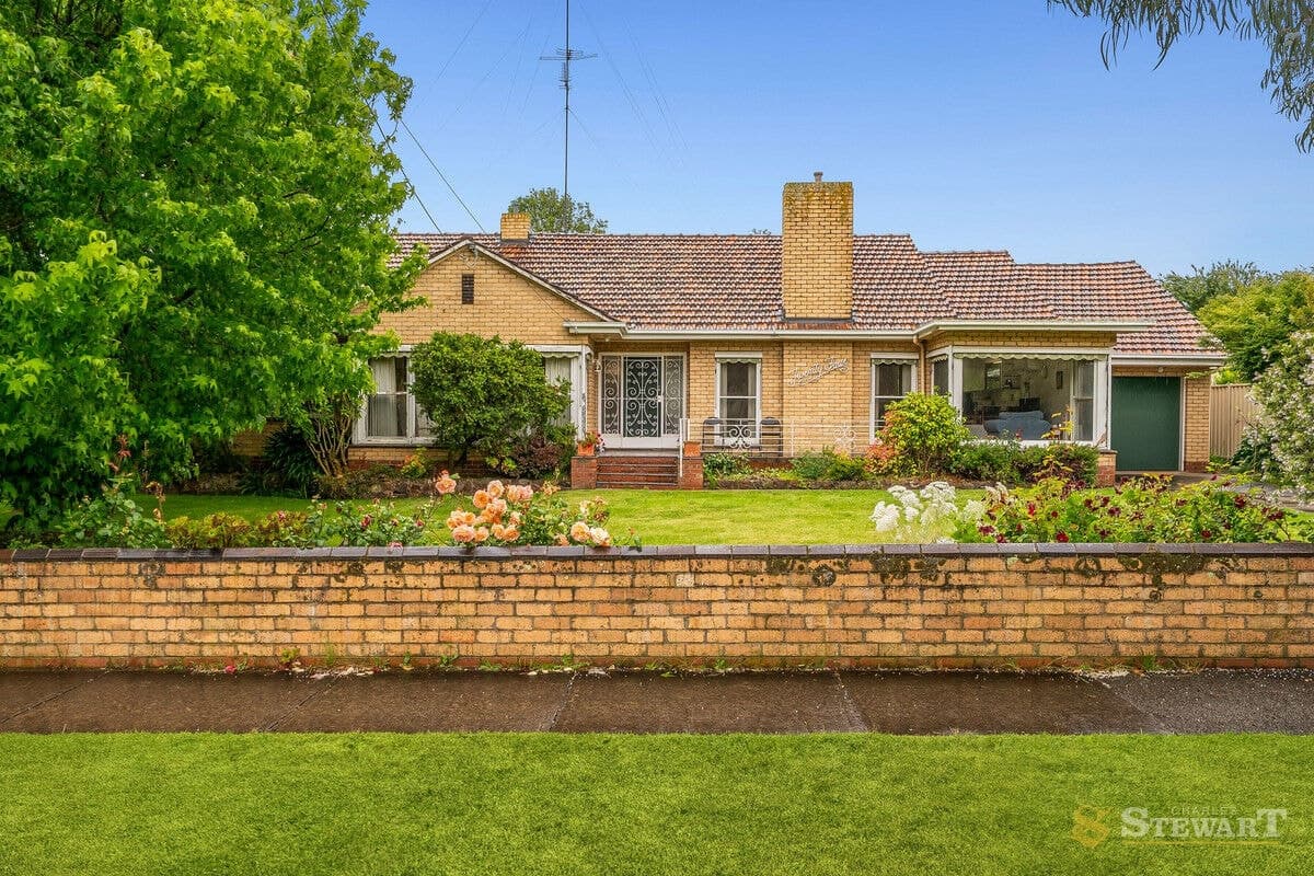 24 Calvert Street, Colac, VIC, Colac - Thumbnail 3