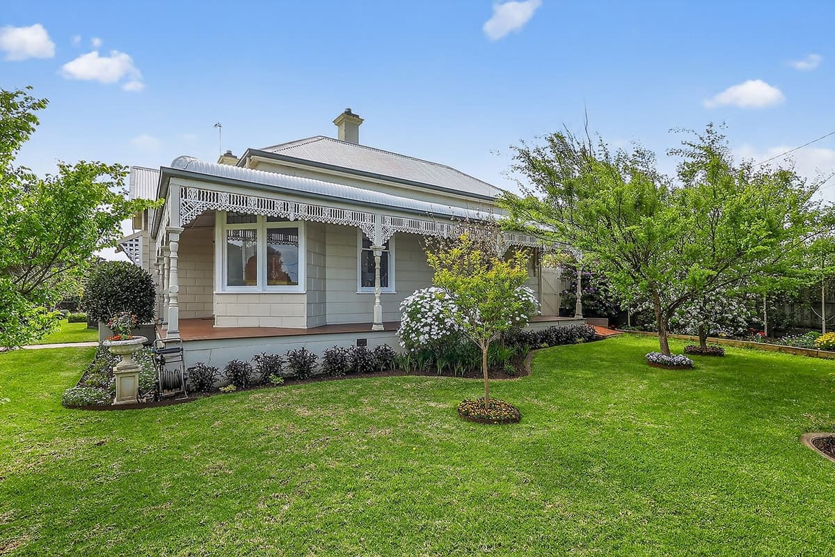 22 Jamieson Street, Warrnambool, VIC, Warrnambool - Thumbnail 2