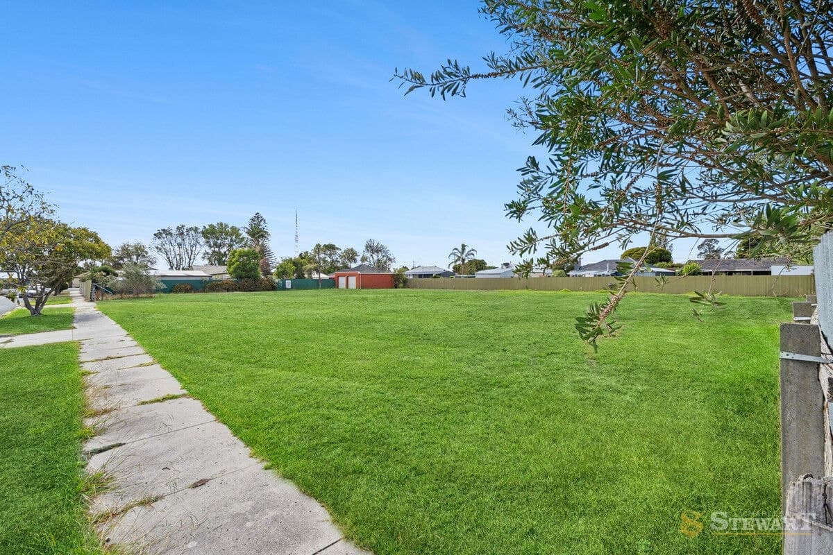 2 White Avenue, Colac, VIC, Colac - Thumbnail 3