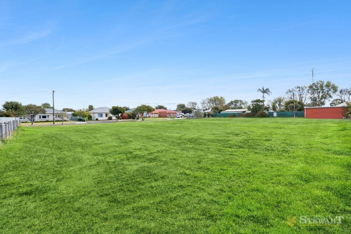 2 White Avenue, Colac, VIC, Colac - Thumbnail 4
