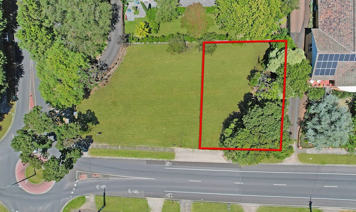 65 Botanic Road, Warrnambool, VIC, Warrnambool - Thumbnail 2