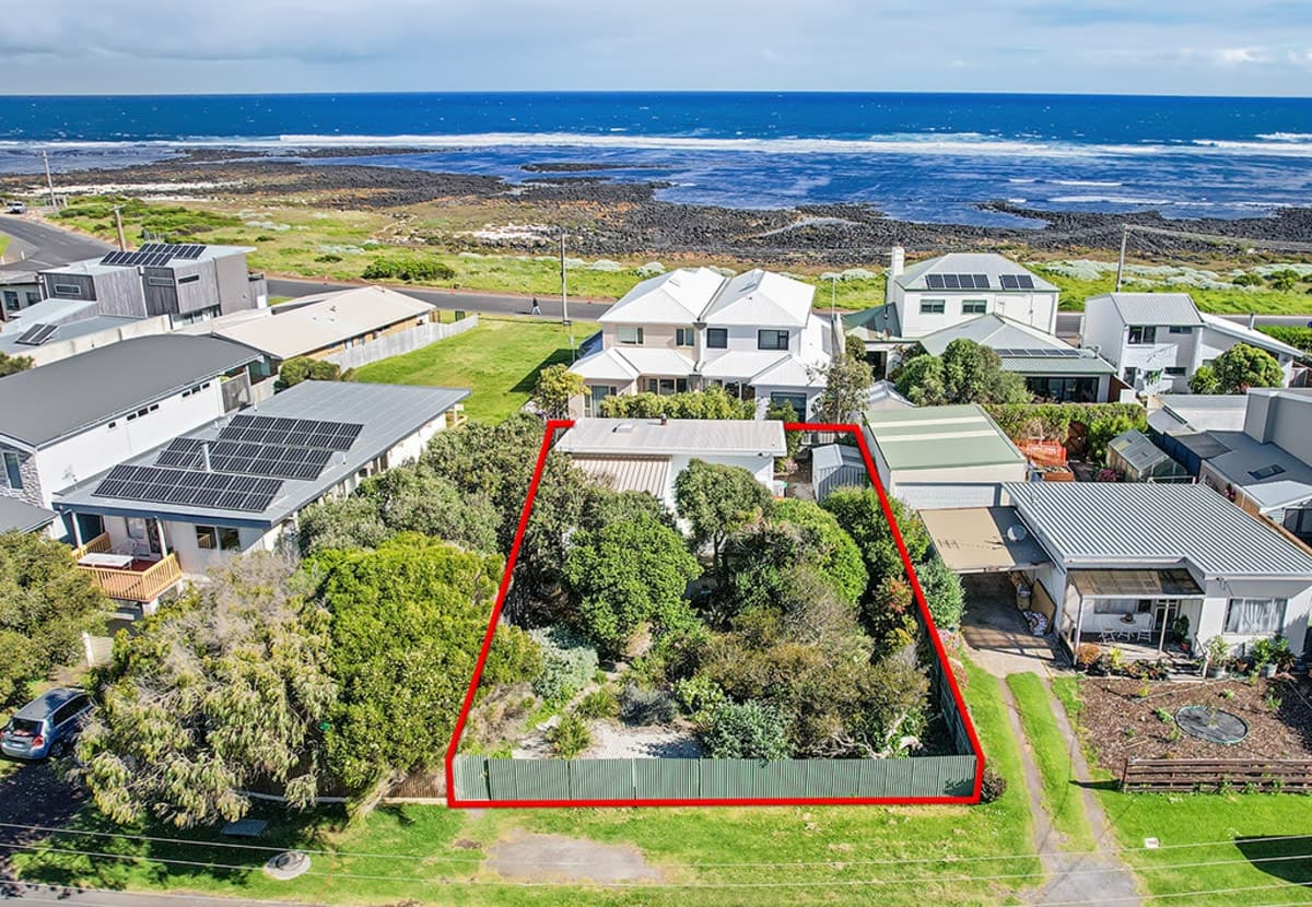 9 Brophy Street, Port Fairy, VIC, Port Fairy - Thumbnail 5