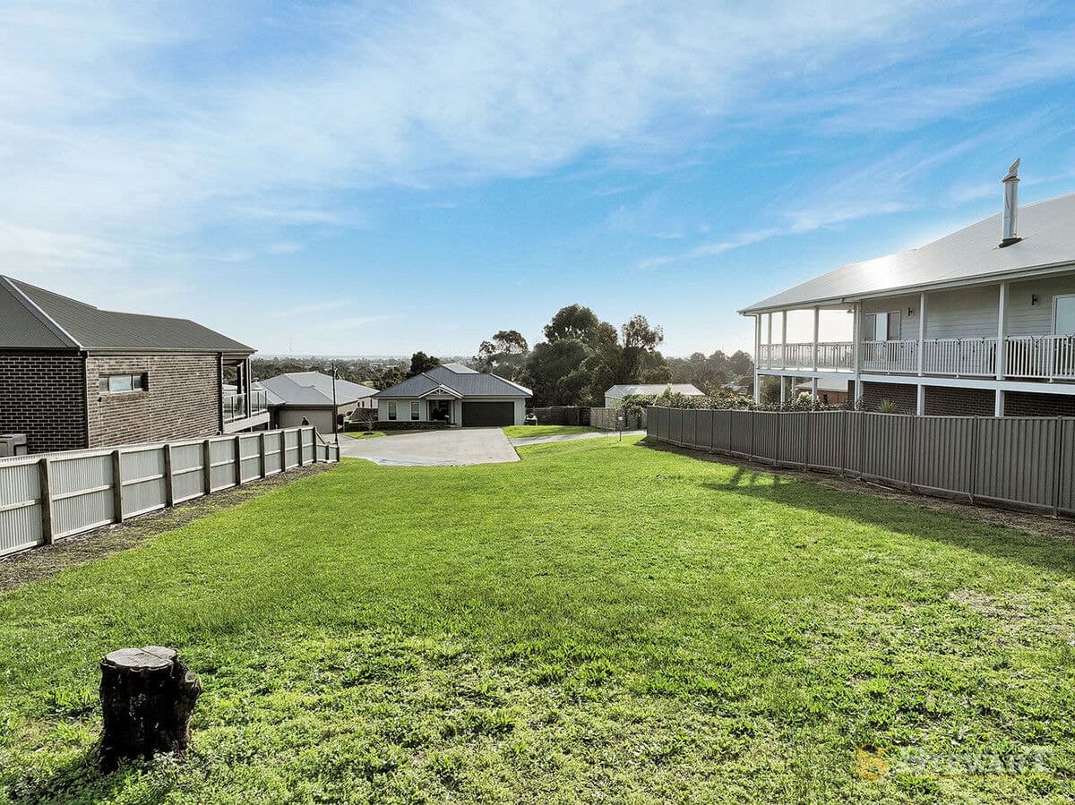 12 Almond Grove, Elliminyt, VIC, Elliminyt - Thumbnail 3