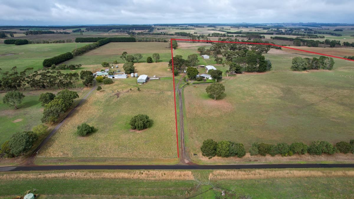 118 Byaduk-Penshurst Road, Byaduk, VIC, Byaduk - Thumbnail 3