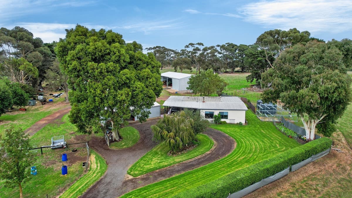 118 Byaduk-Penshurst Road, Byaduk, VIC, Byaduk - Thumbnail 4