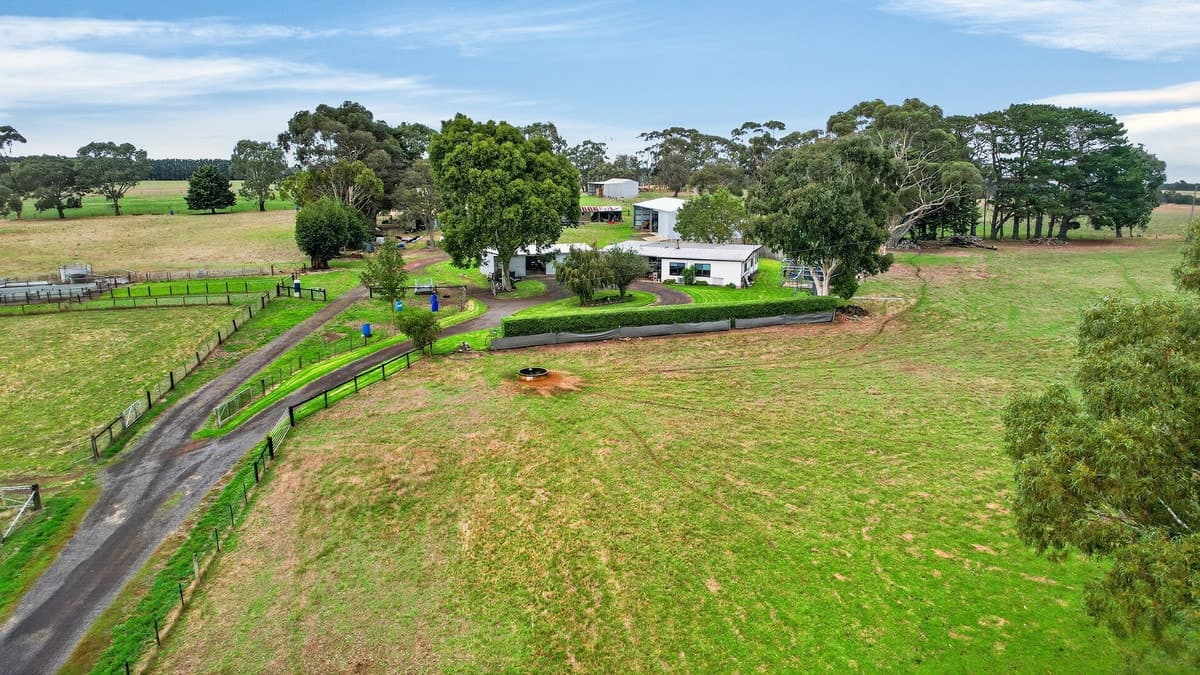 118 Byaduk-Penshurst Road, Byaduk, VIC, Byaduk - Thumbnail 5