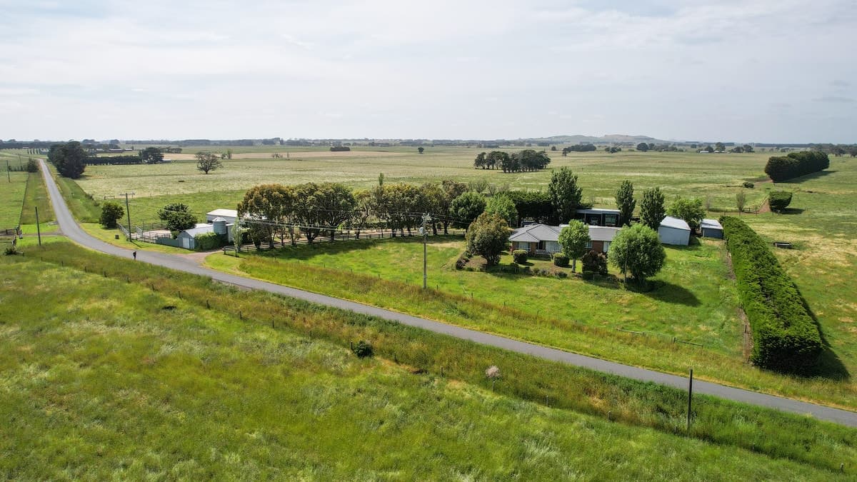 'Avon Park Farm' 310 Chocolyn Road, Camperdown, VIC, Camperdown - Image 1