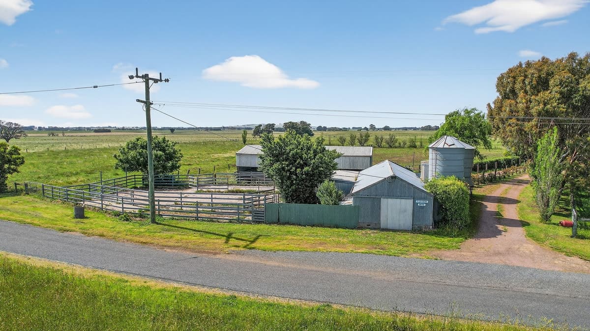 'Avon Park Farm' 310 Chocolyn Road, Camperdown, VIC, Camperdown - Thumbnail 2