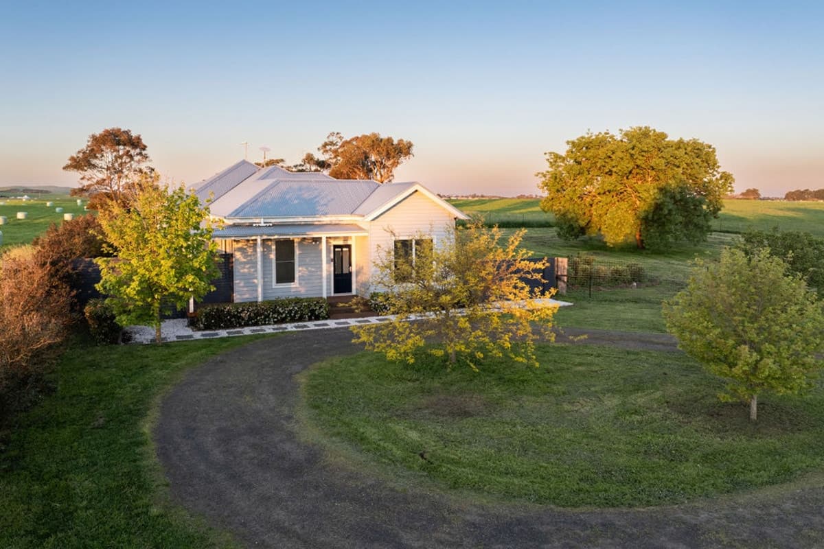 210 Corunnun Road, Corunnun, VIC, Corunnun - Thumbnail 2