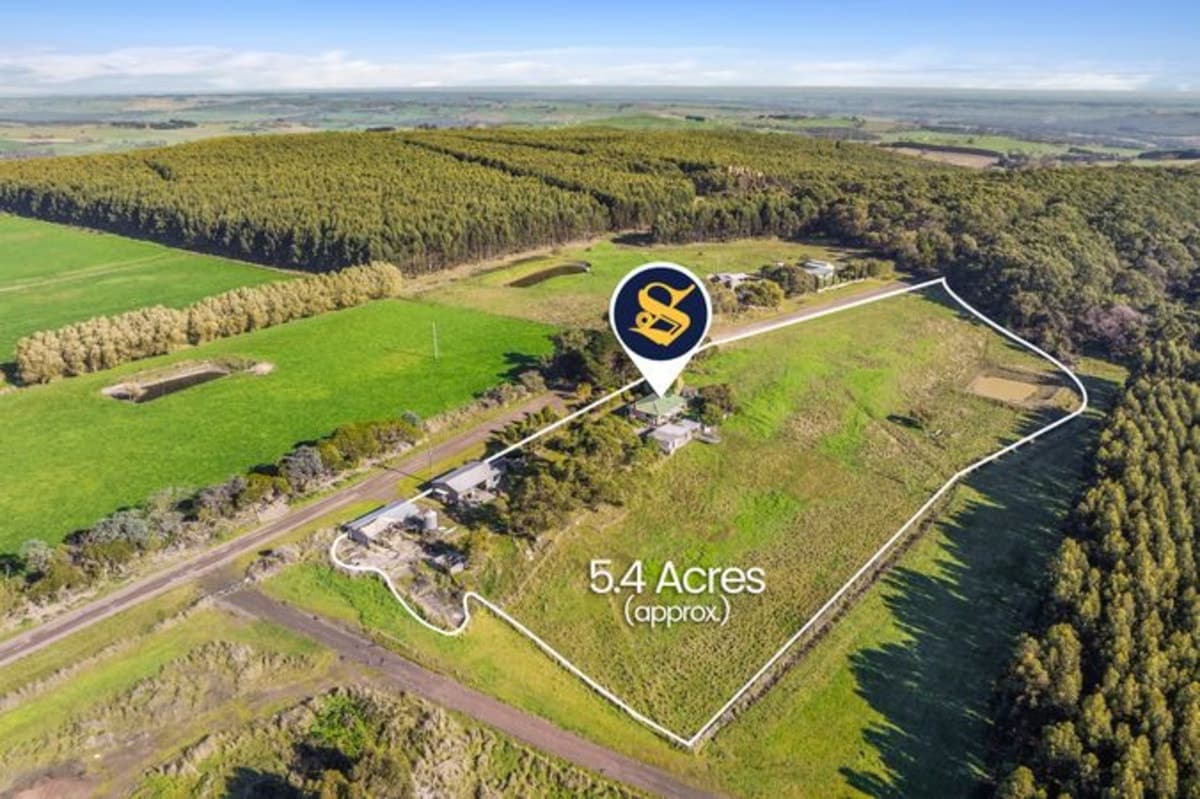 359 Bucks Road, Simpson, VIC, Simpson - Thumbnail 2