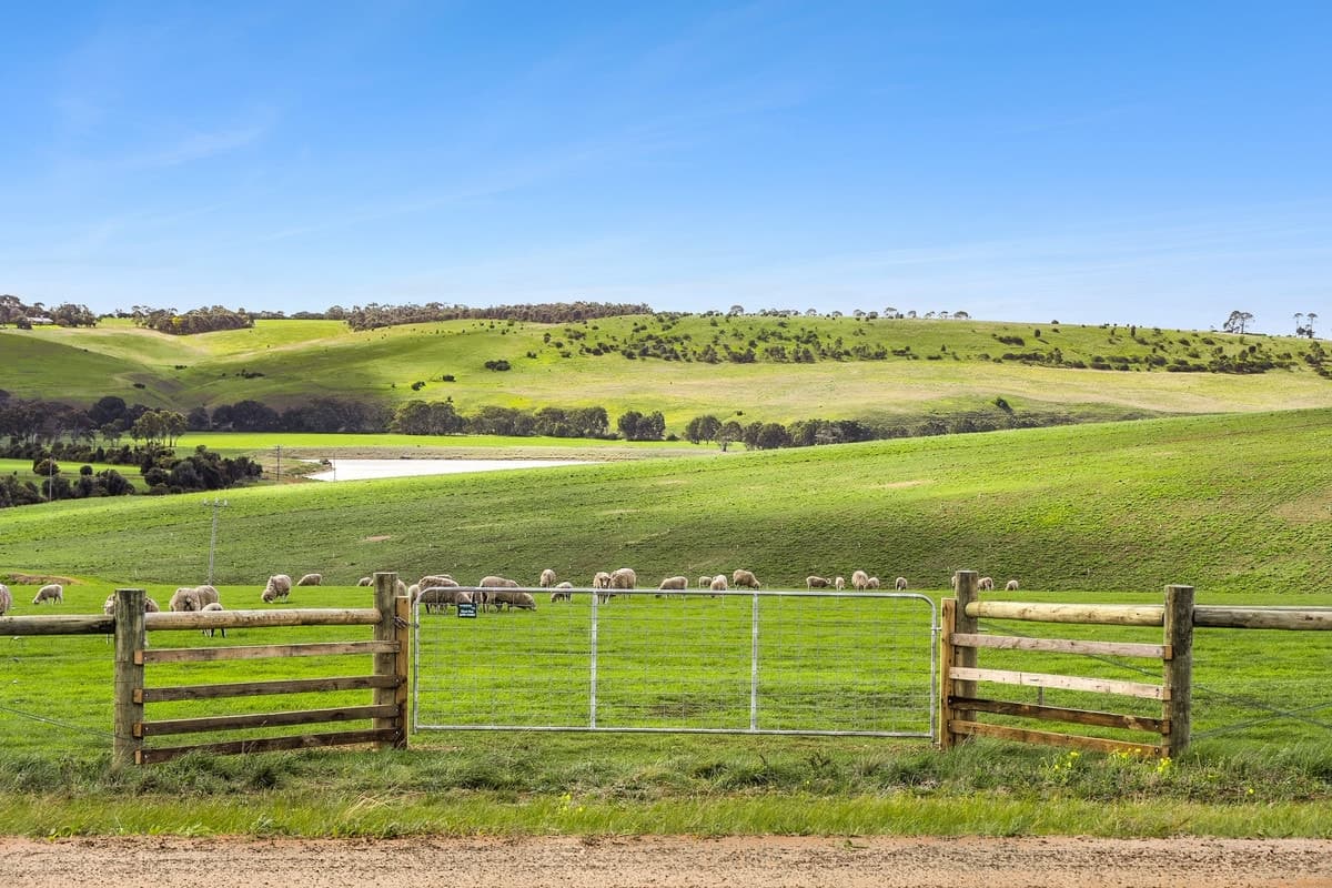2/223 Bakers Road, Russells Bridge, VIC, Russells Bridge - Thumbnail 4