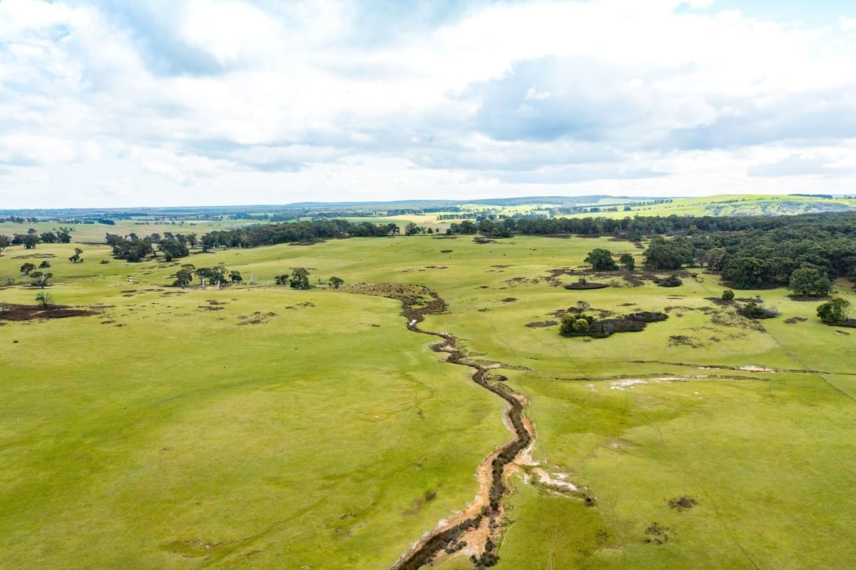149 Kellys Road, Grenville, VIC, Grenville - Thumbnail 4