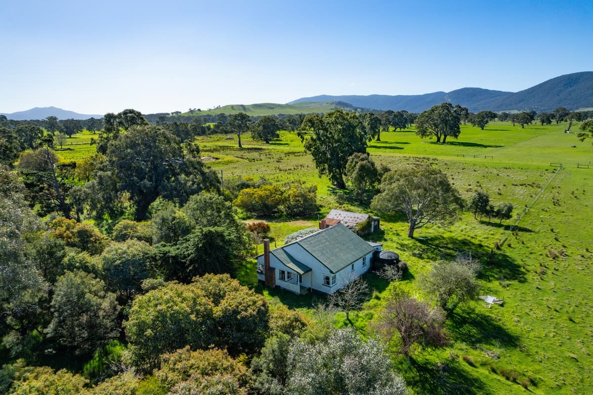 102 Hillman Road, Middle Creek, VIC, Middle Creek - Thumbnail 4