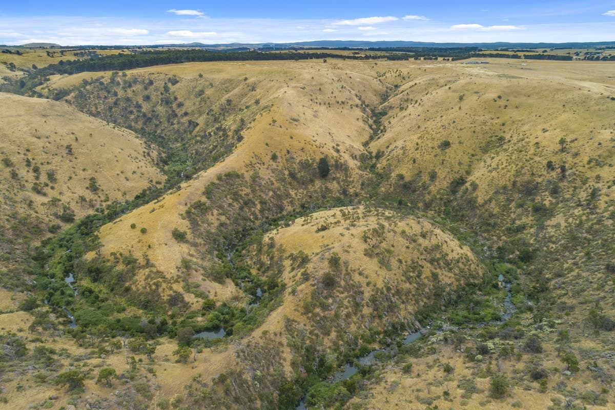 301 Garrards Lane, Myrniong, VIC, Myrniong - Thumbnail 3