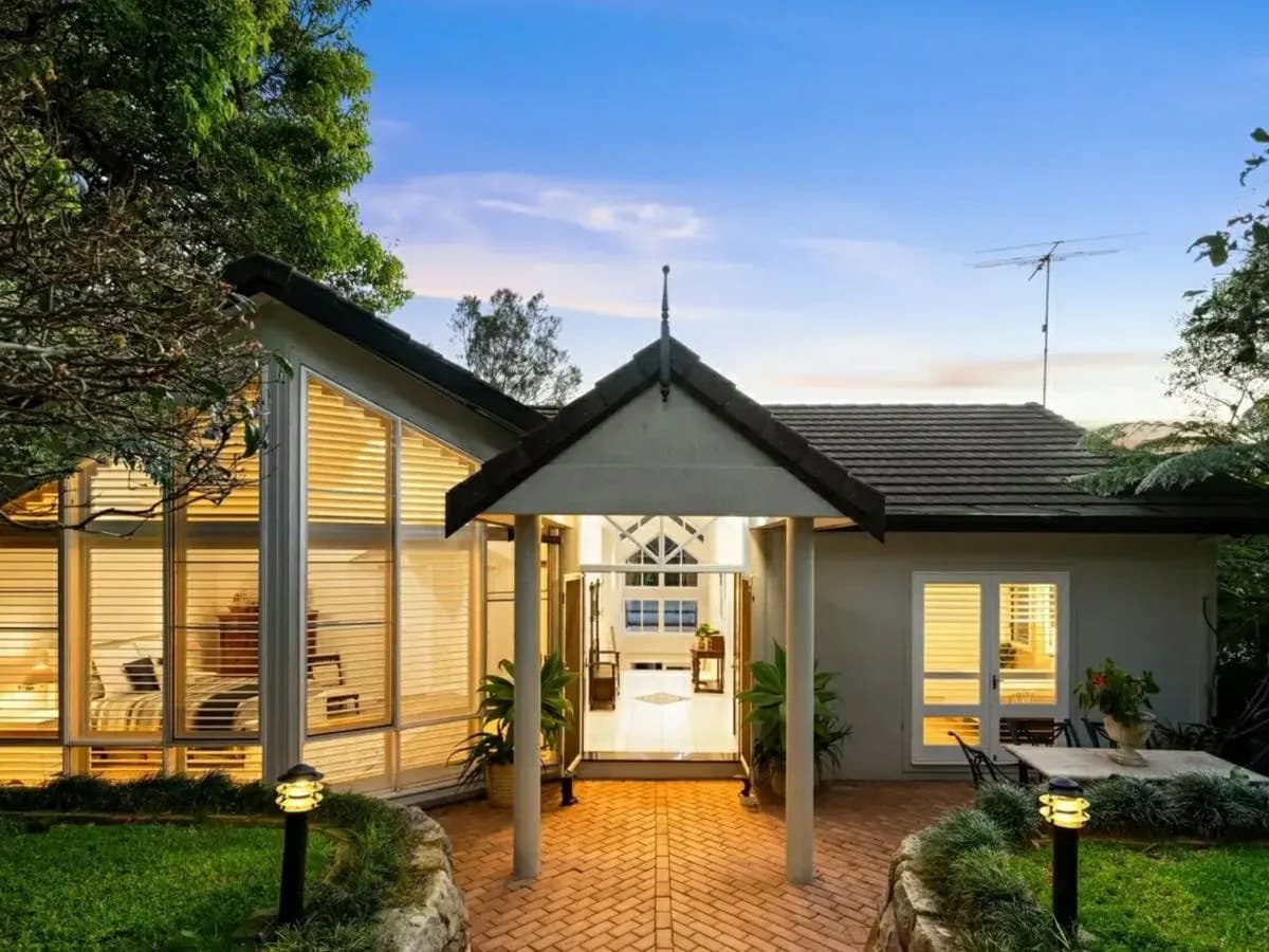 166 Crescent Road, NEWPORT, Newport - Thumbnail 2