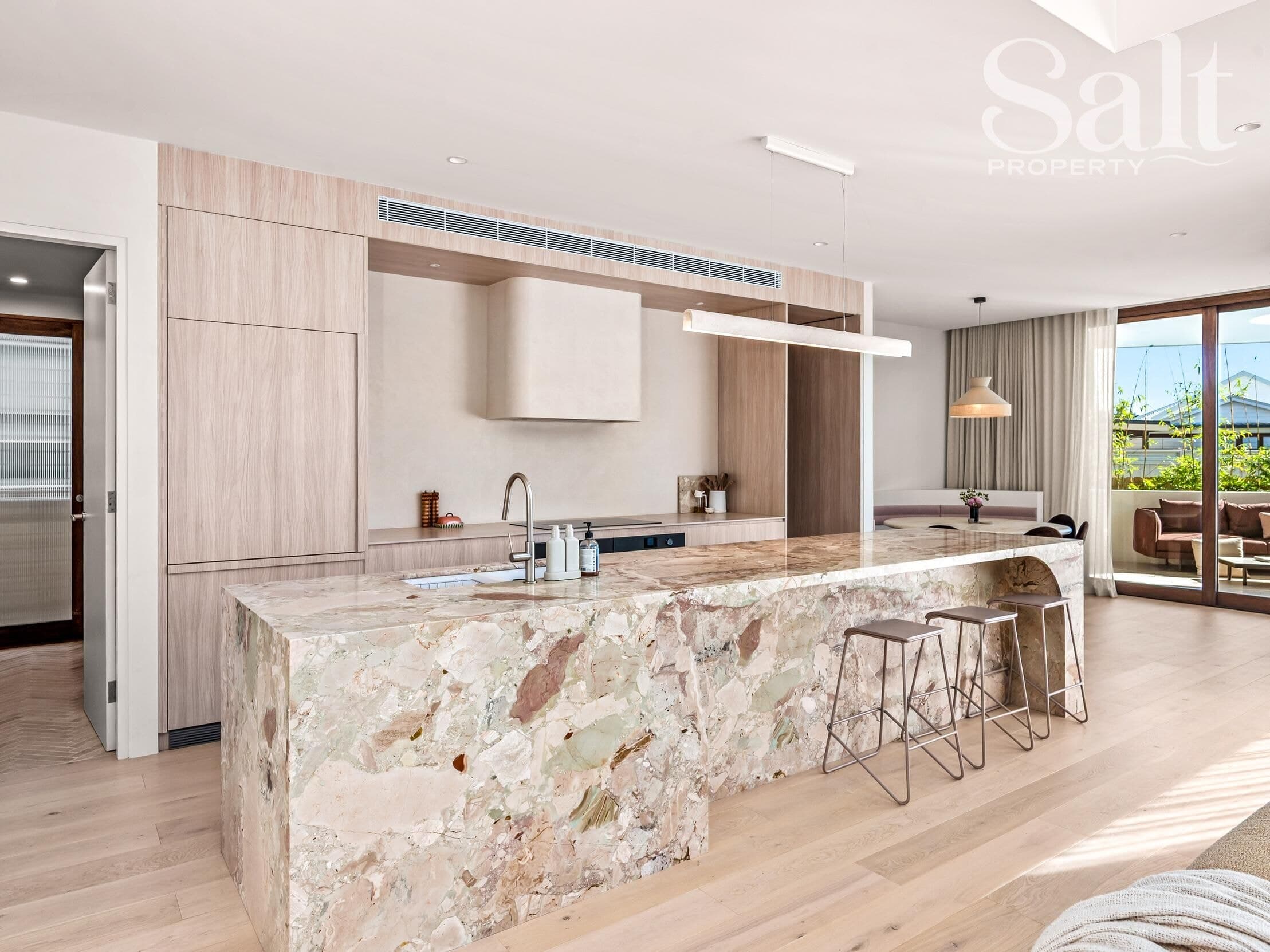 70 Bar Beach Avenue, The Junction NSW 2291, The Junction - Thumbnail 2