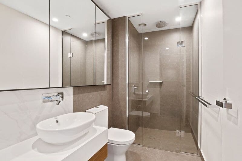 Unit 1020/555 St Kilda  Road, Melbourne - Thumbnail 6