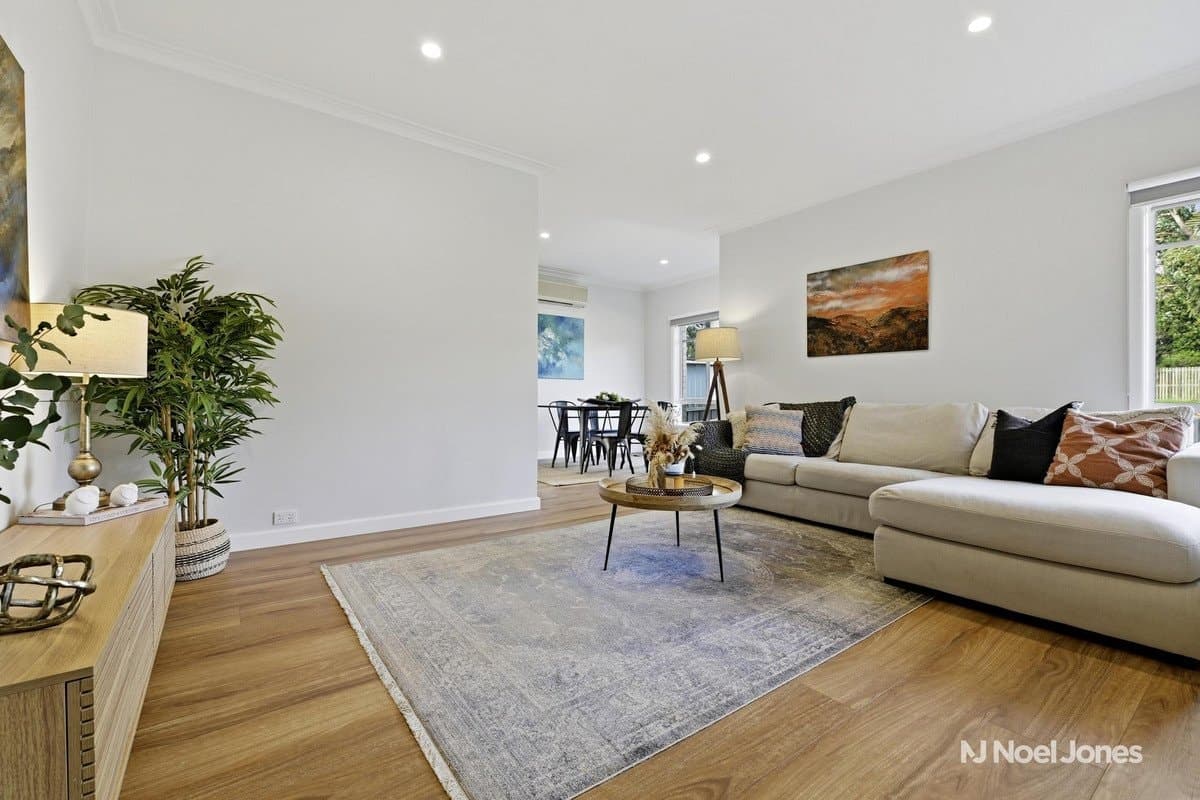 1/105 Hull Road, Croydon - Thumbnail 2