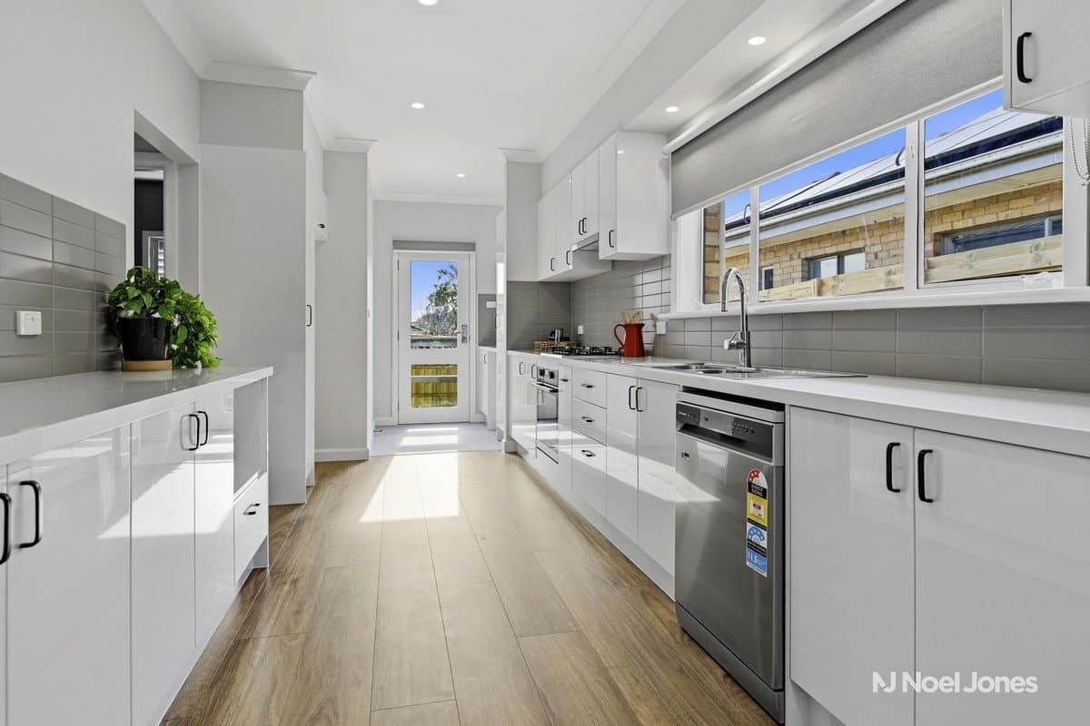 1/105 Hull Road, Croydon - Thumbnail 6